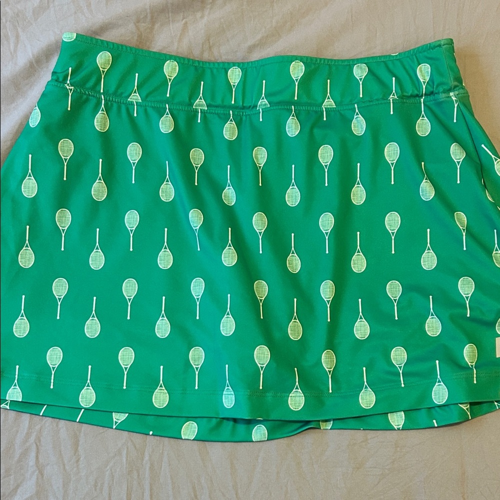Prince green/white tennis skirt
Very good condition